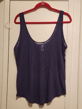 Victoria's Secret Purple Scoop Neck Tank Top